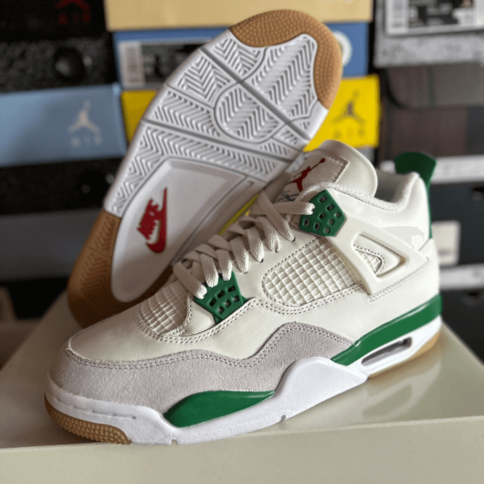 Nike Air Jordan 4 Retro SB Pine Green Replica Shoes
