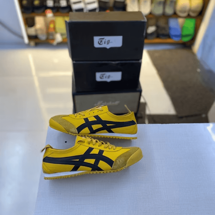 Onitsuka Tiger Mexico 66 Lace Up Sneakers