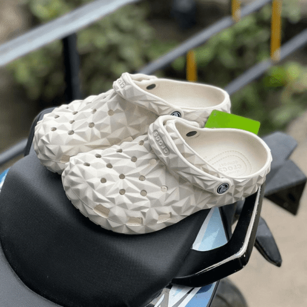 Crocs Geometric Clog First Copy - Image 4