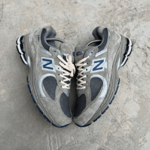 Men New Balance 2002 Sneakers For Men First Copy