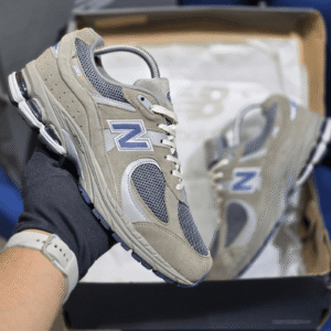 Men New Balance 2002 Sneakers For Men First Copy