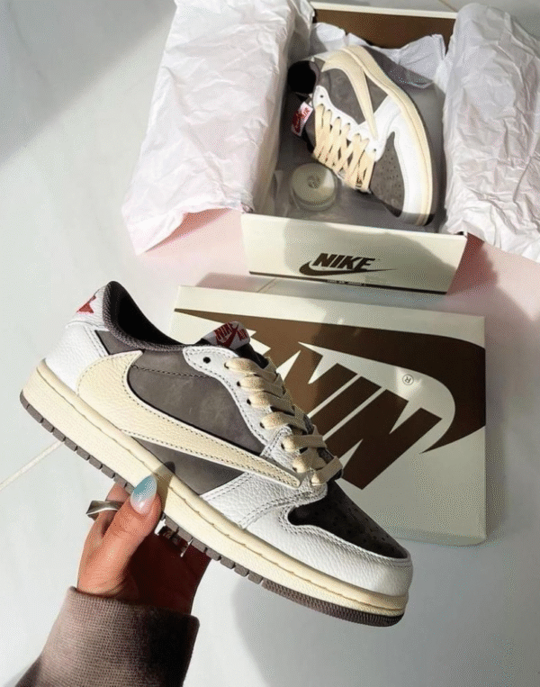 Nike Air Jordan Retro 1 Low Reverse Mocha First Copy