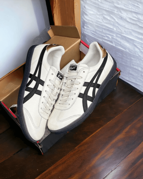 Onitsuka Tiger Tokuten White Black Gold